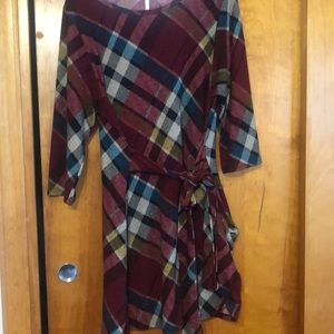 Soft plaid, sweater dress with tie!